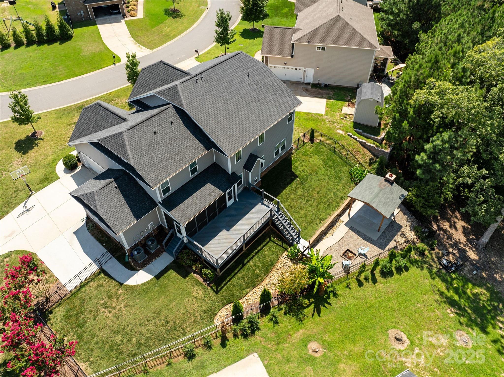 Palm Tree Cove II - Residential