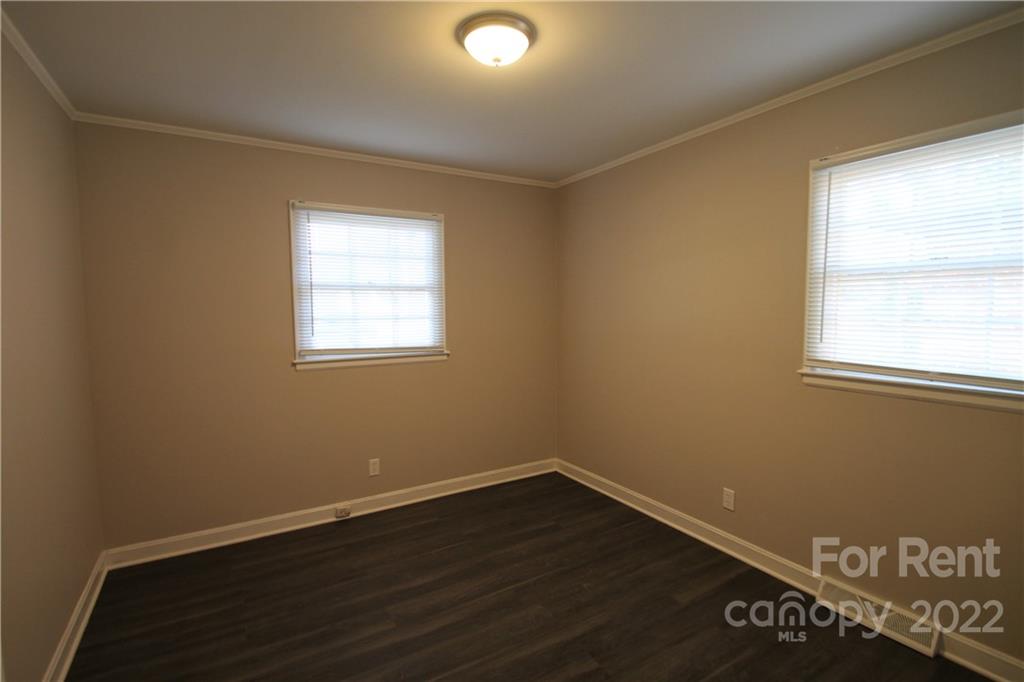 Sunset Park - Residential Lease