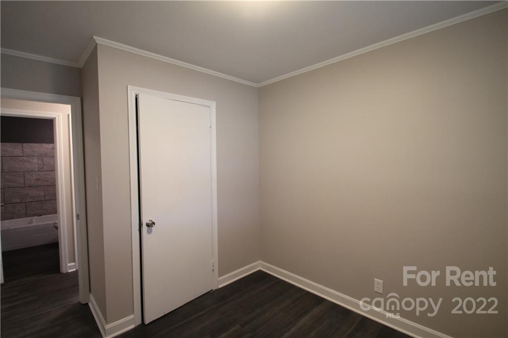 Sunset Park - Residential Lease