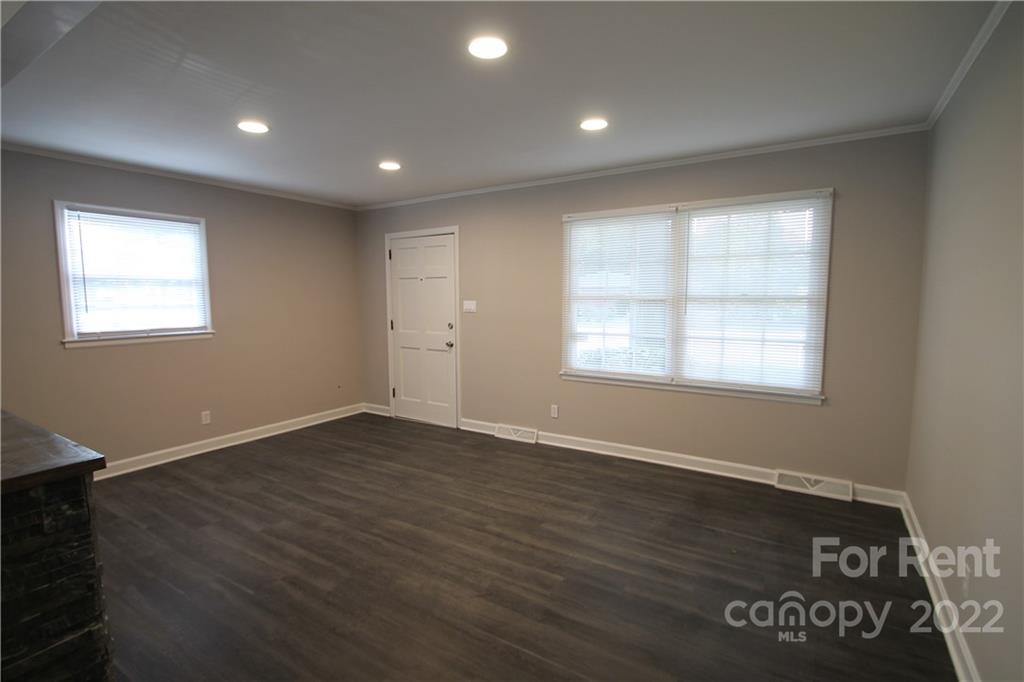 Sunset Park - Residential Lease