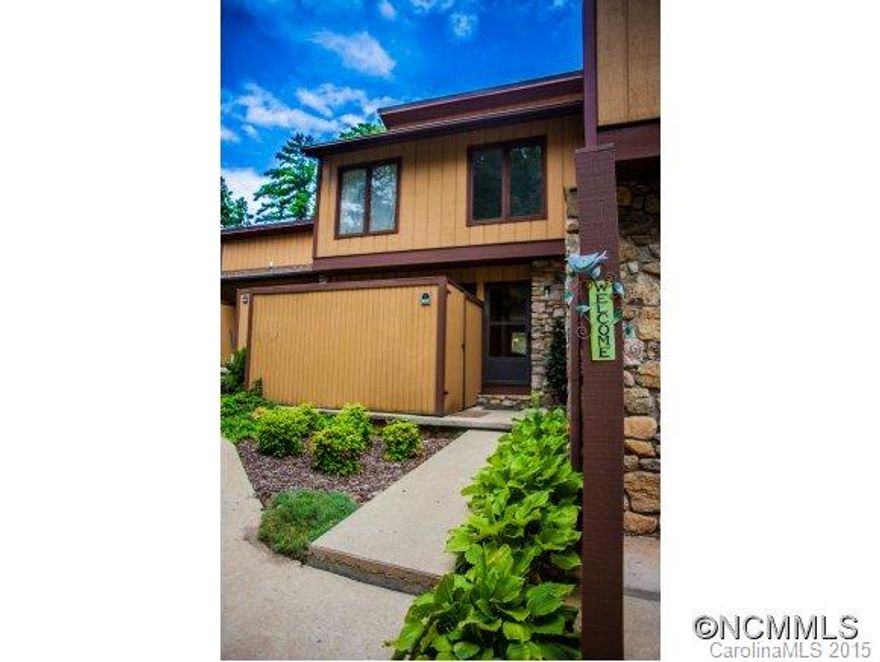 Bi-level Townhouse with 3bd/2.5ba in the desirable Colony Community. This home has upgrades such as tile in the kitchen and bath rooms, as well as, laminate floors in the main living areas. Along with the ample sq. footage, it also has attic space for storage. Close to daily conveniences. Also, enjoy a day at the beautiful pool. -HOA Fees cover water, sewer, trash pickup and recycling in addition amenities and site maintenance.