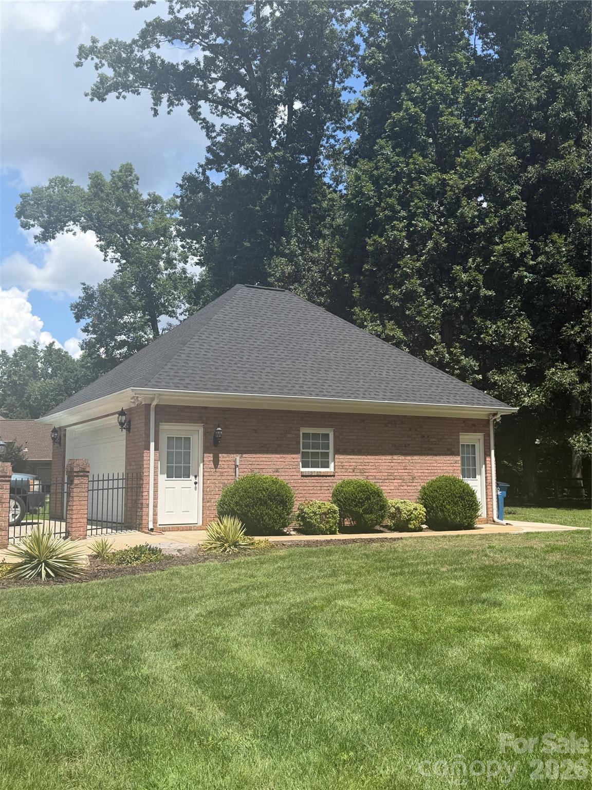 7627 Maple Bluff Lane