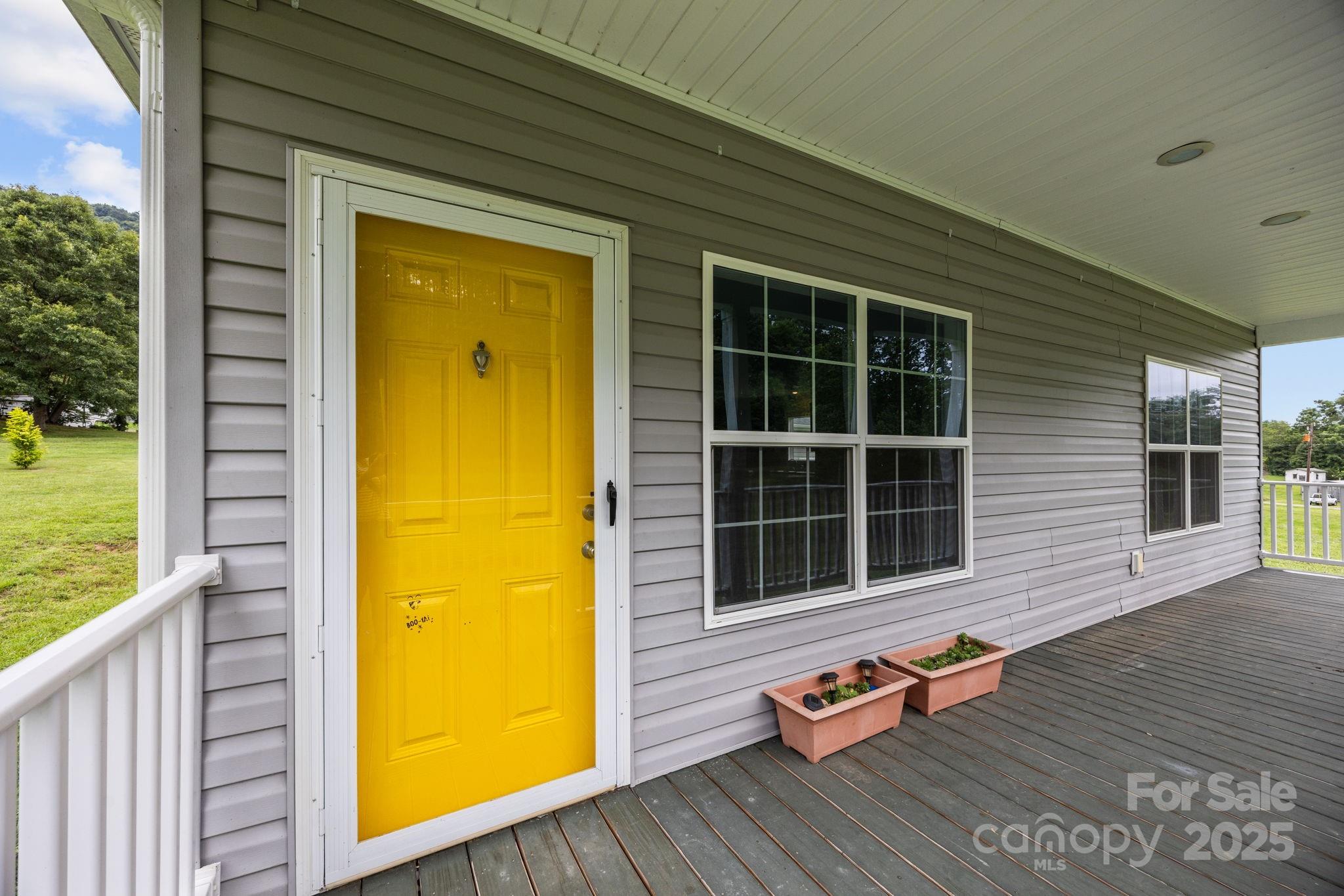 59 Lunar Trace Road