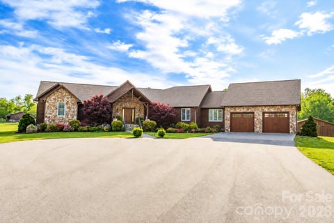 Photo of 1083 Union Community Road, Thurmond, NC 28683 (MLS # 4383434)