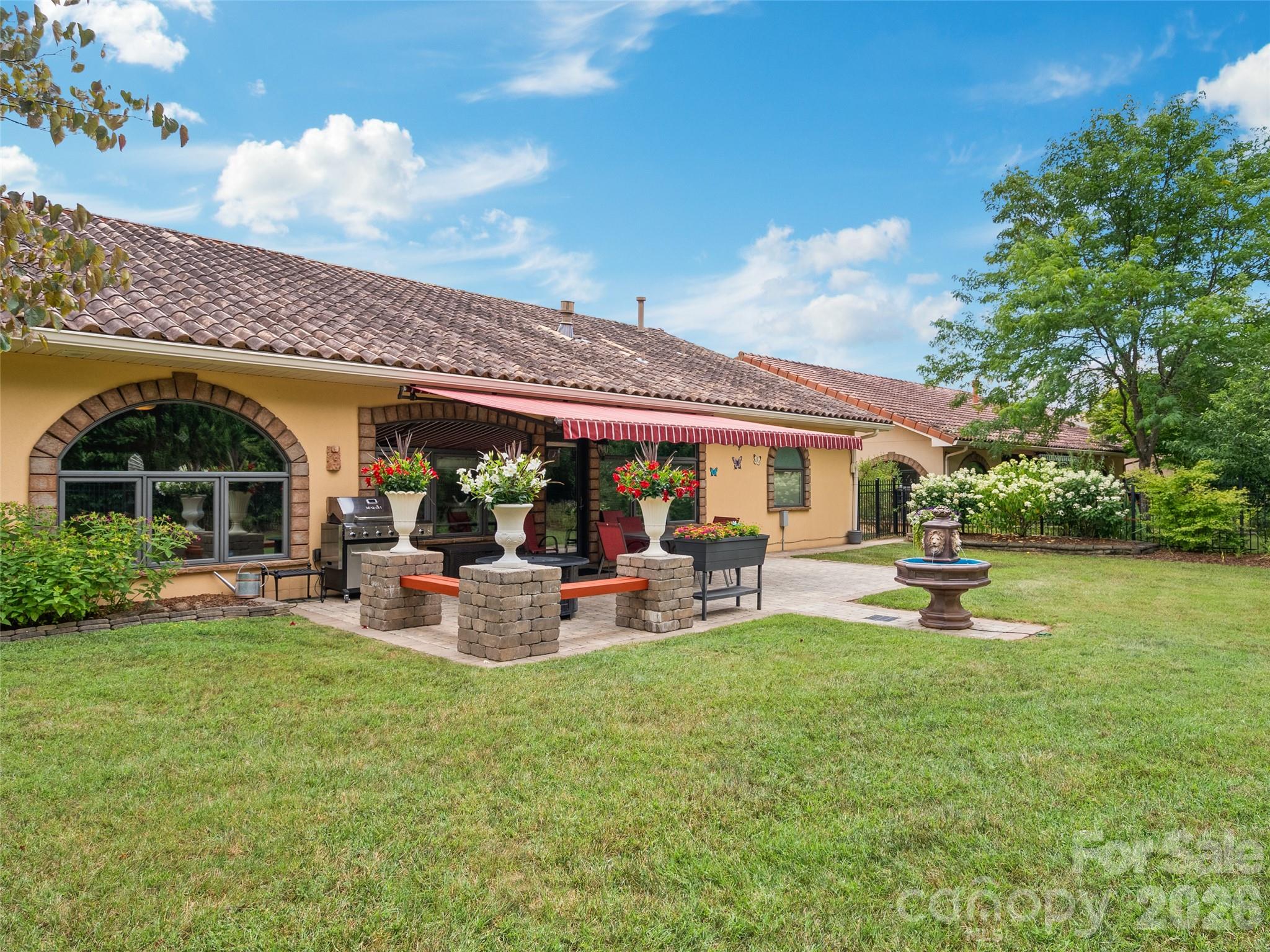 19 Pacifico Drive