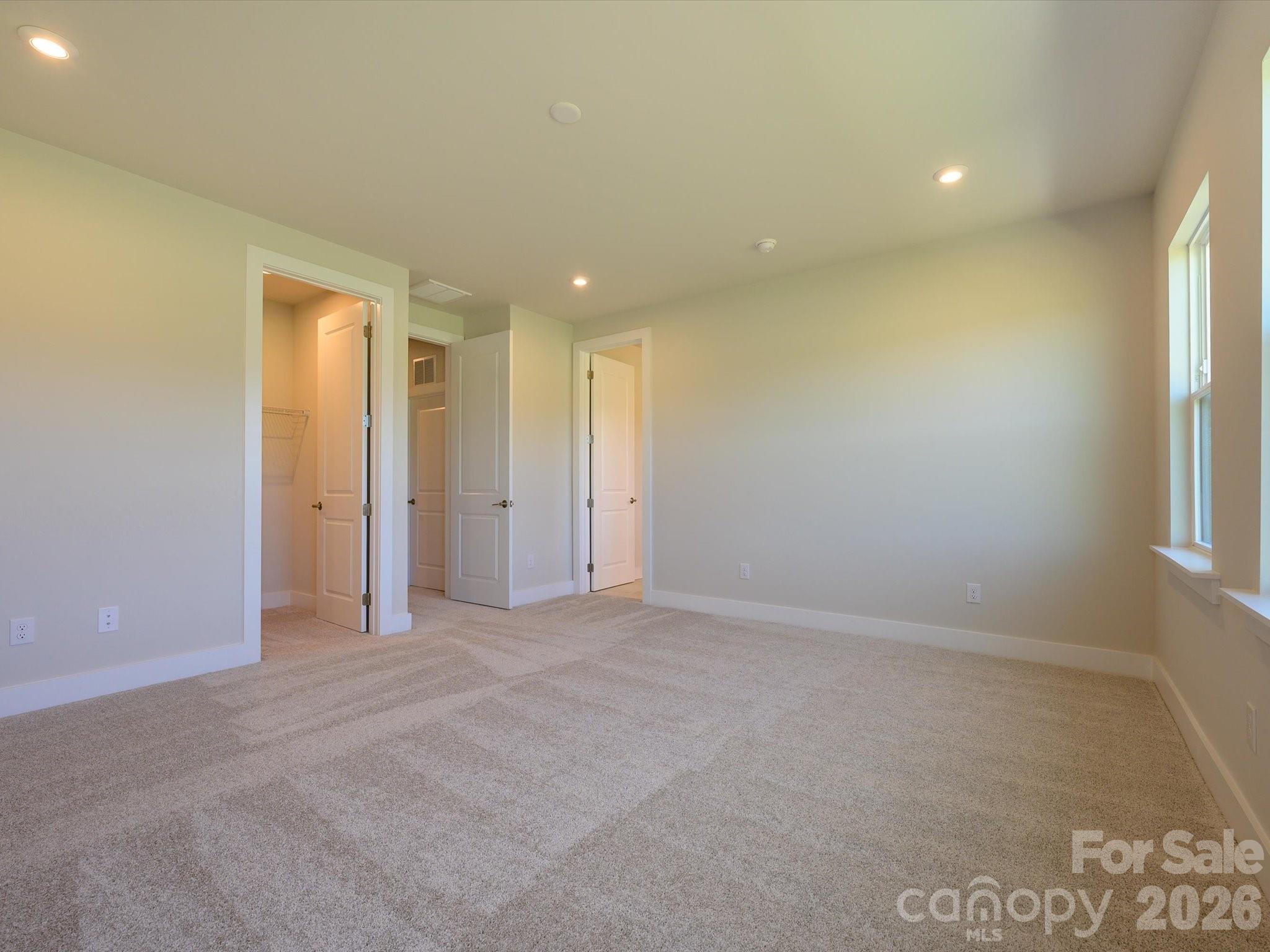 Seven Oaks - Residential