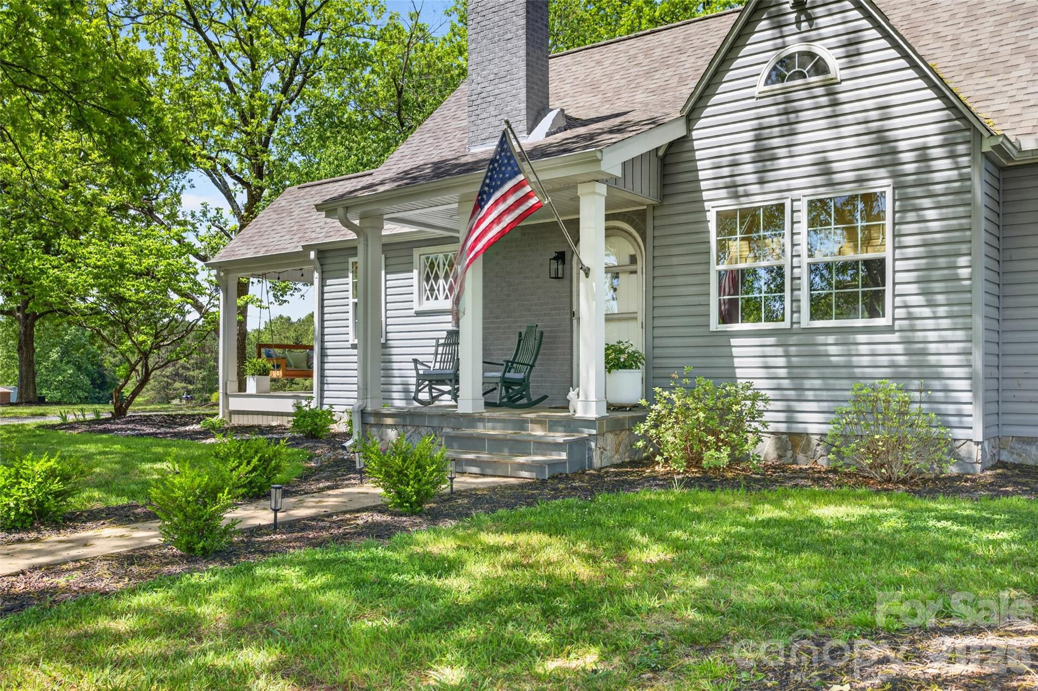 581 Hicks Creek Road