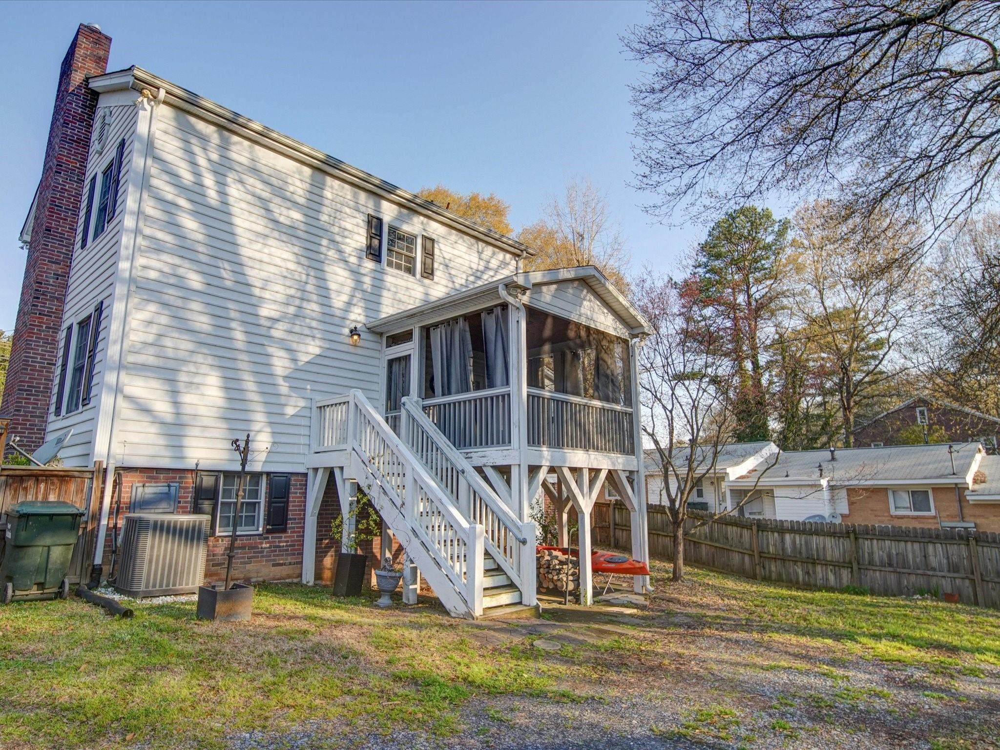 Hillcrest - Residential