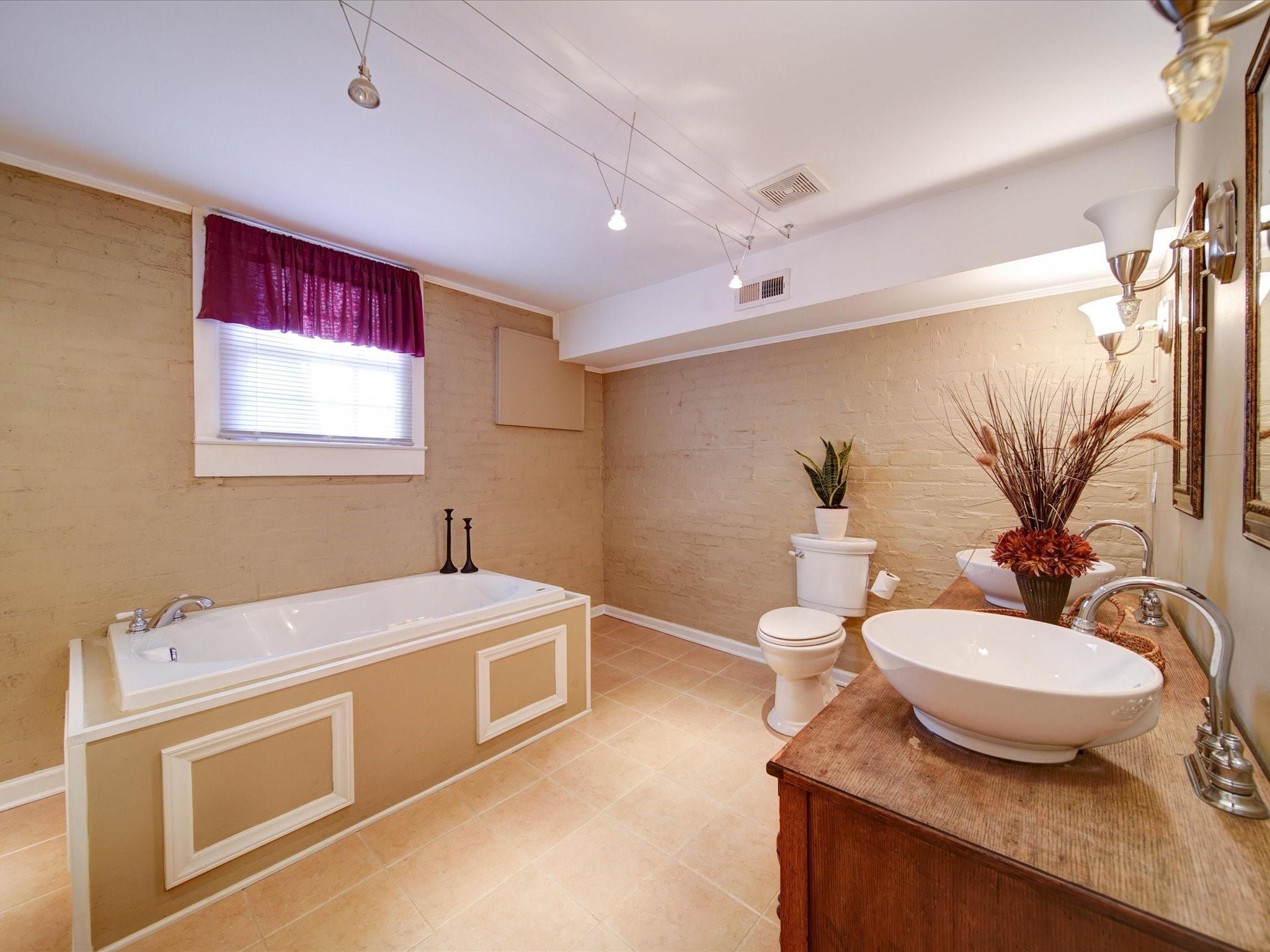 Hillcrest - Residential