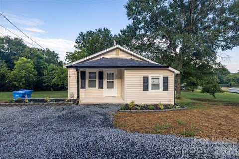 Photo of 1488 Hilltop Street, Albemarle, NC 28001 (MLS # 4420895)