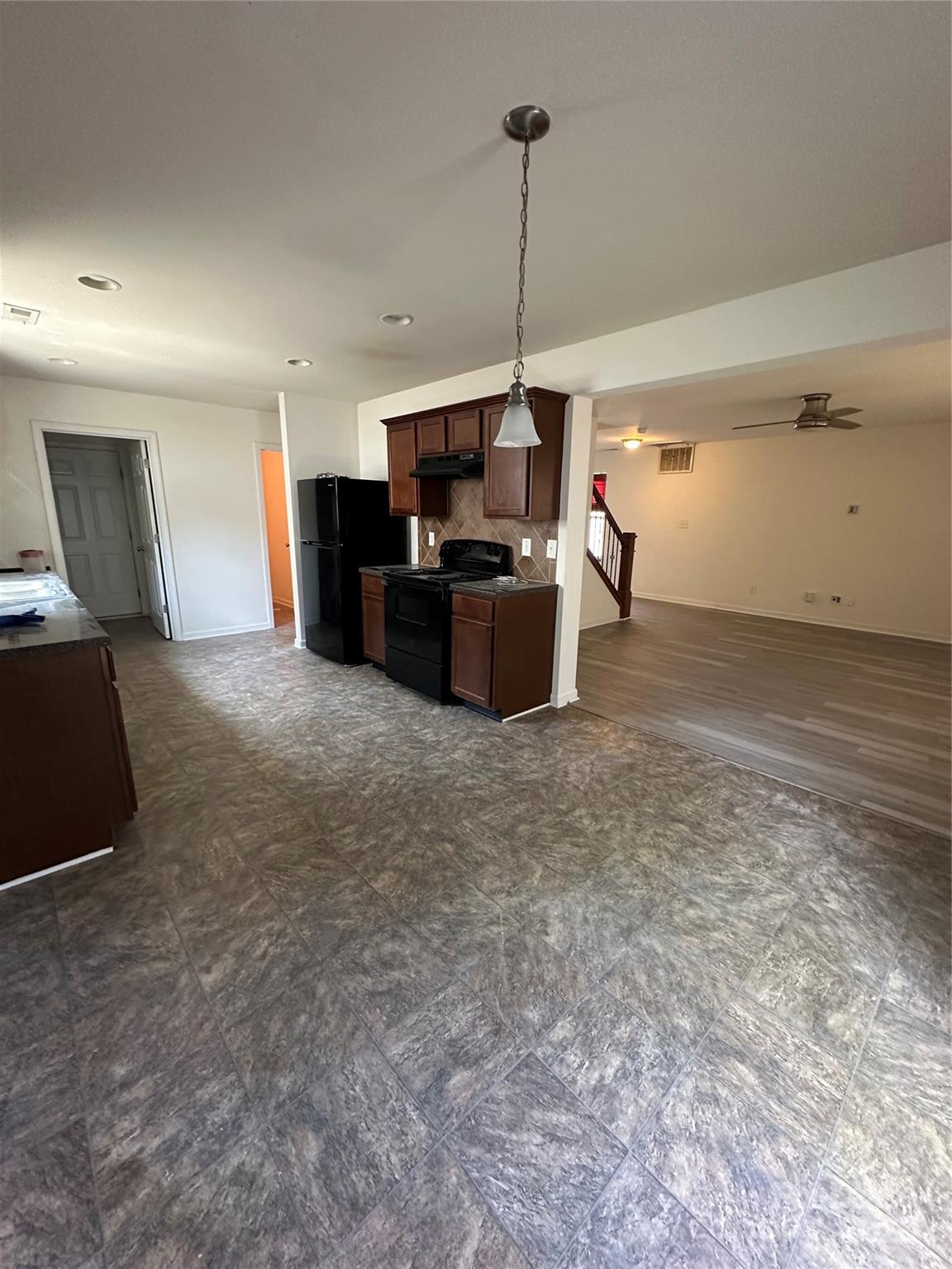 Kelly Woods - Residential Lease