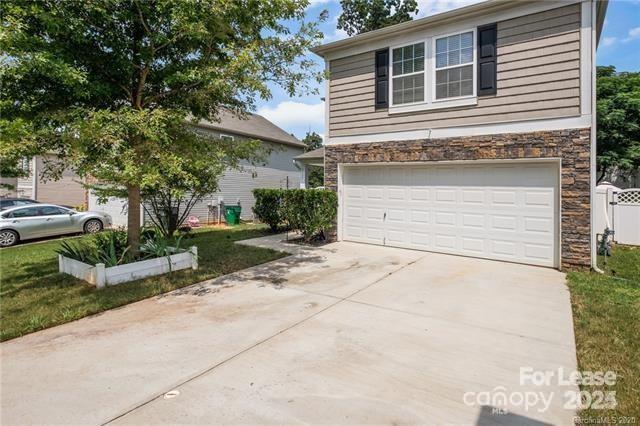 Kelly Woods - Residential Lease