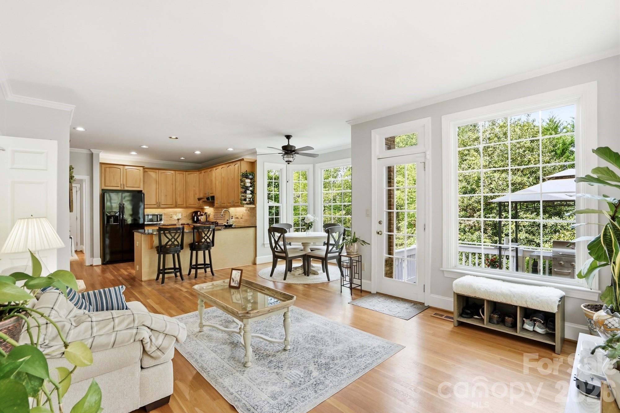 Seven Coves - Residential