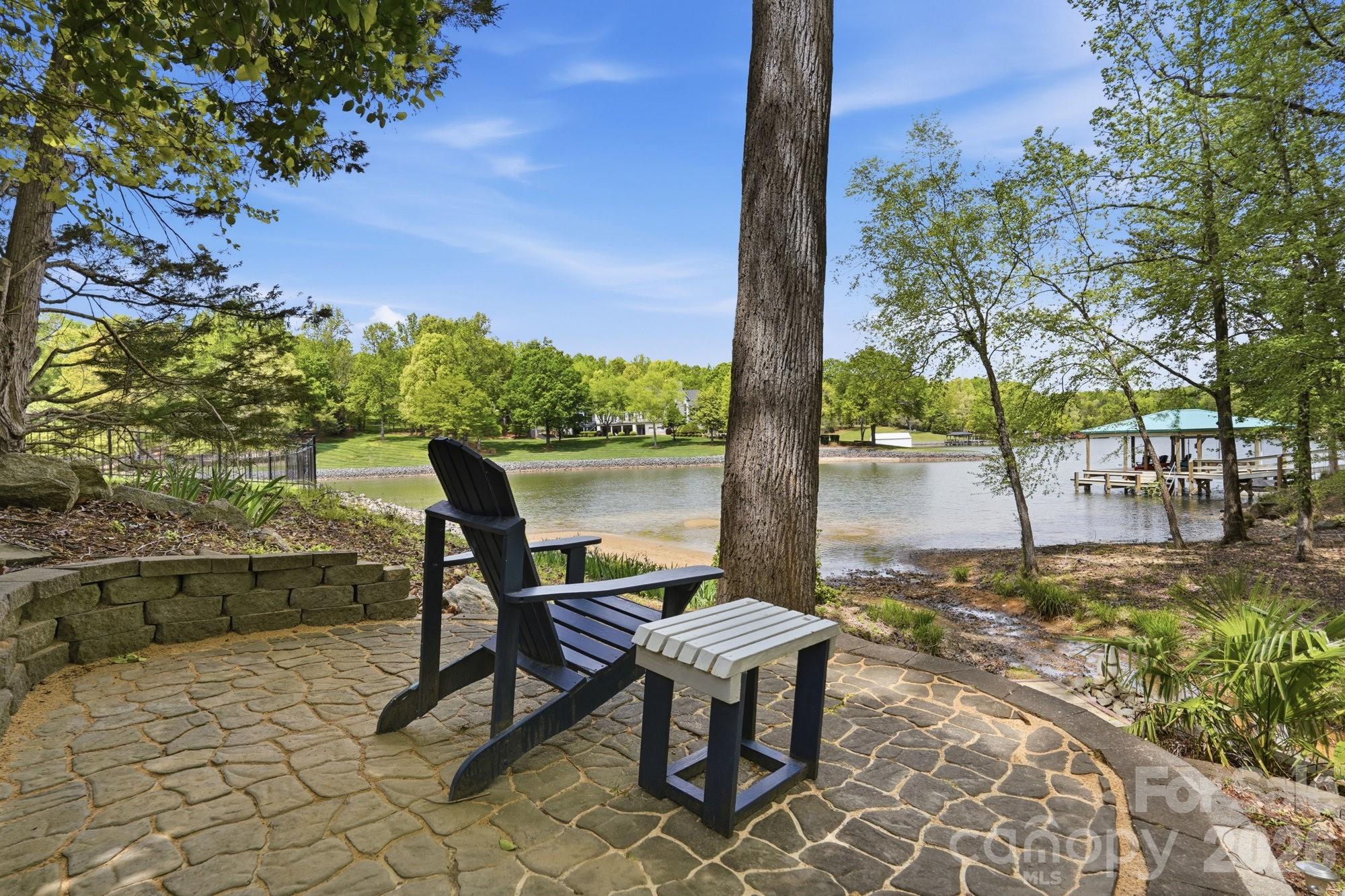 Seven Coves - Residential