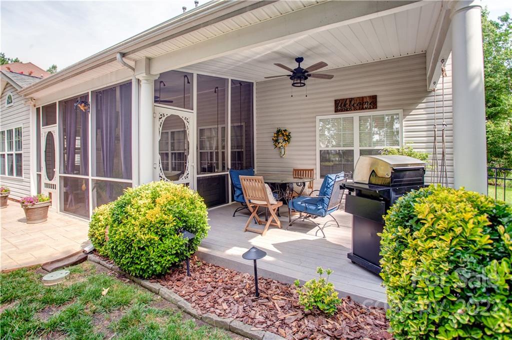 Moss Creek Village - Residential