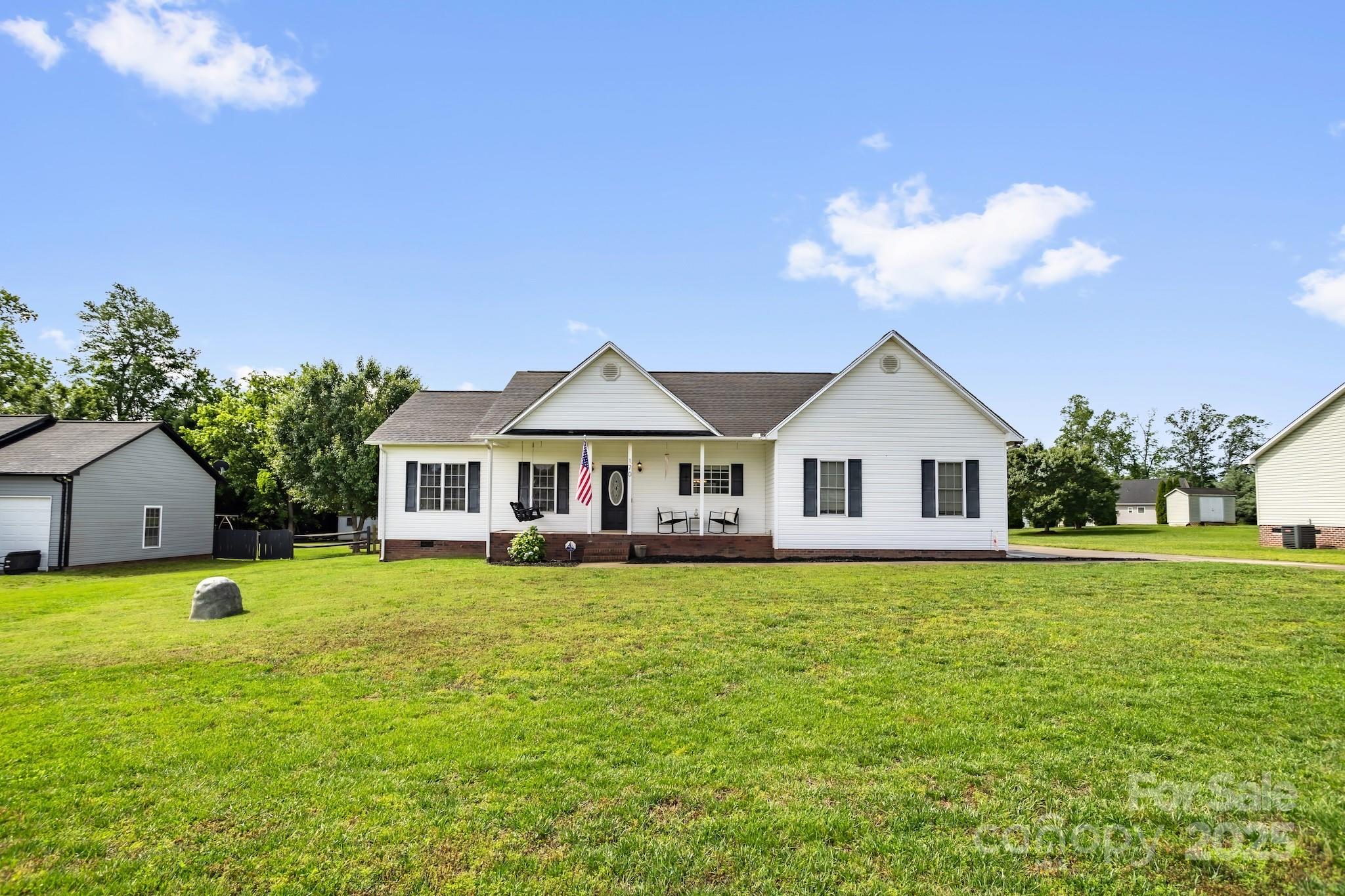 170 Wagon Wheel Way 4