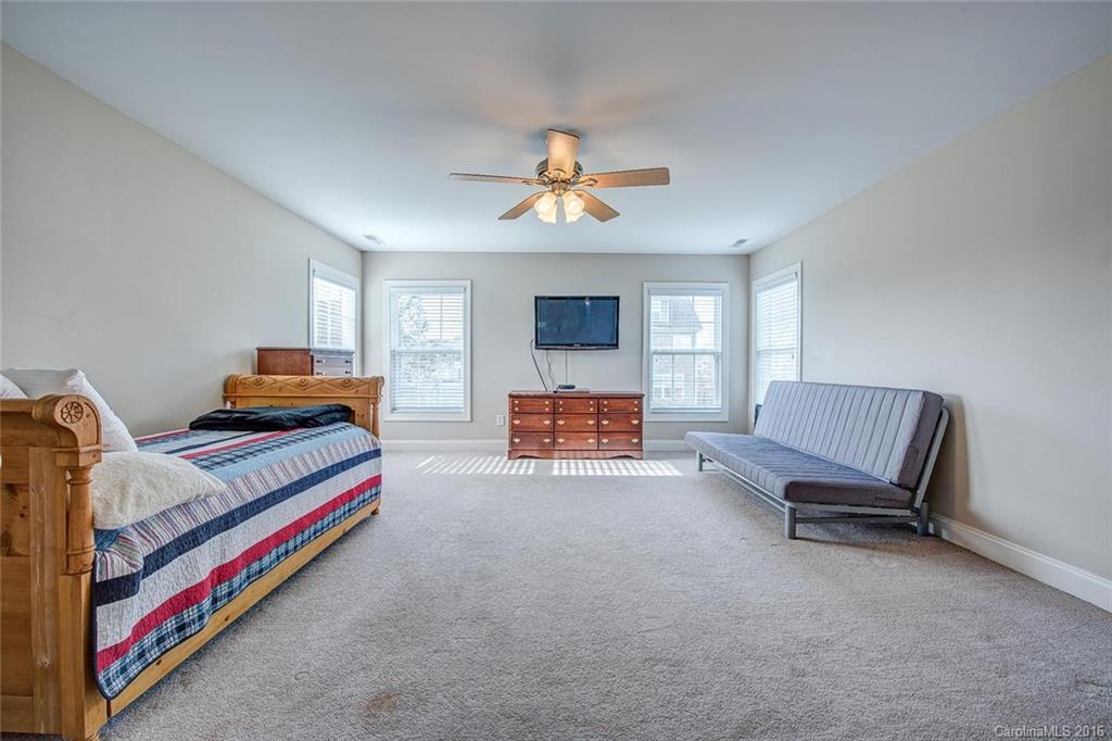 Autumn Cove At Lake Wylie - Residential