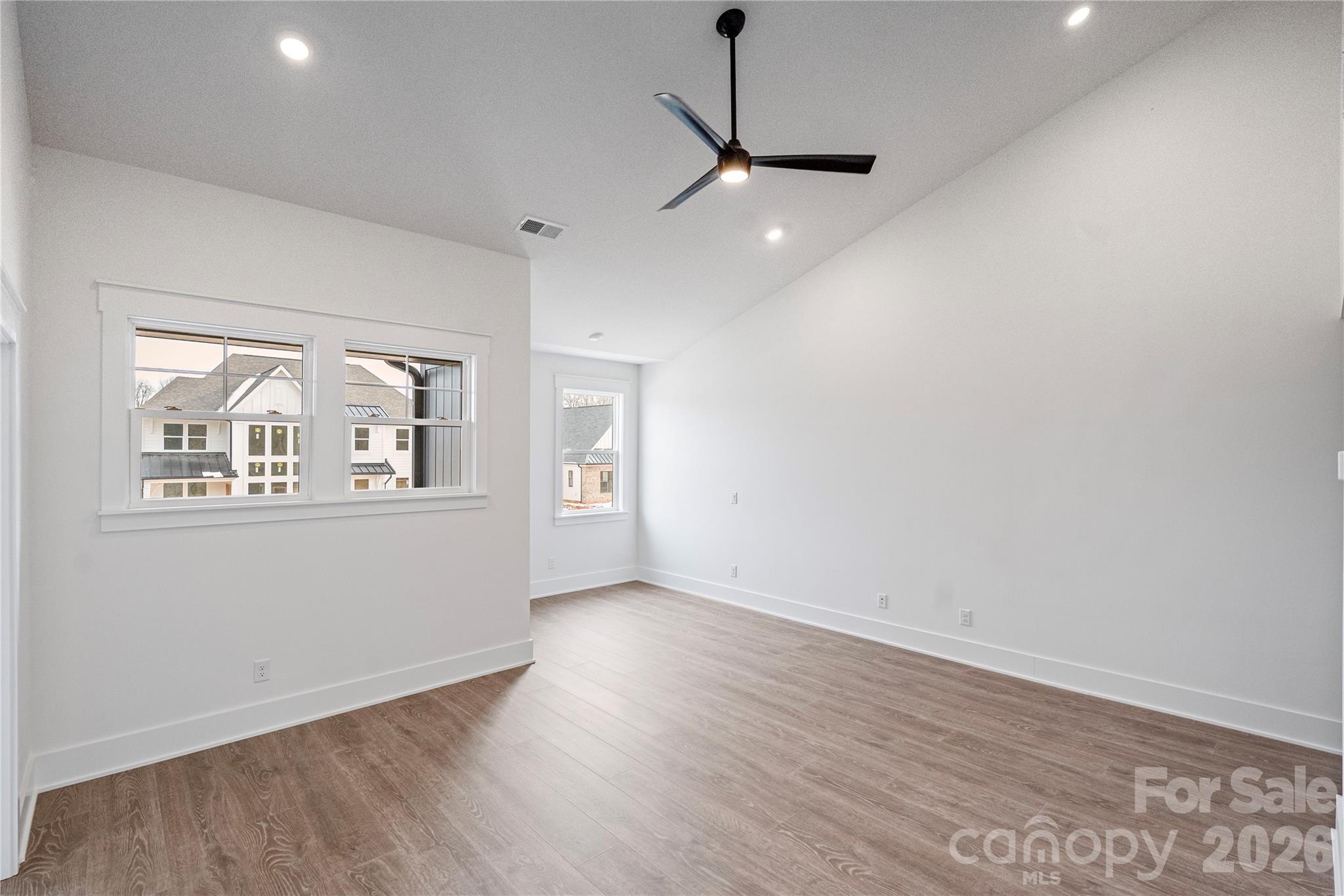 The Bluffs at Wesley Chapel - Residential