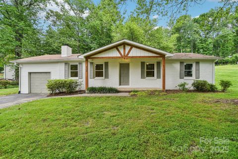 478 Stoney Gardens Court Hendersonville NC 28791