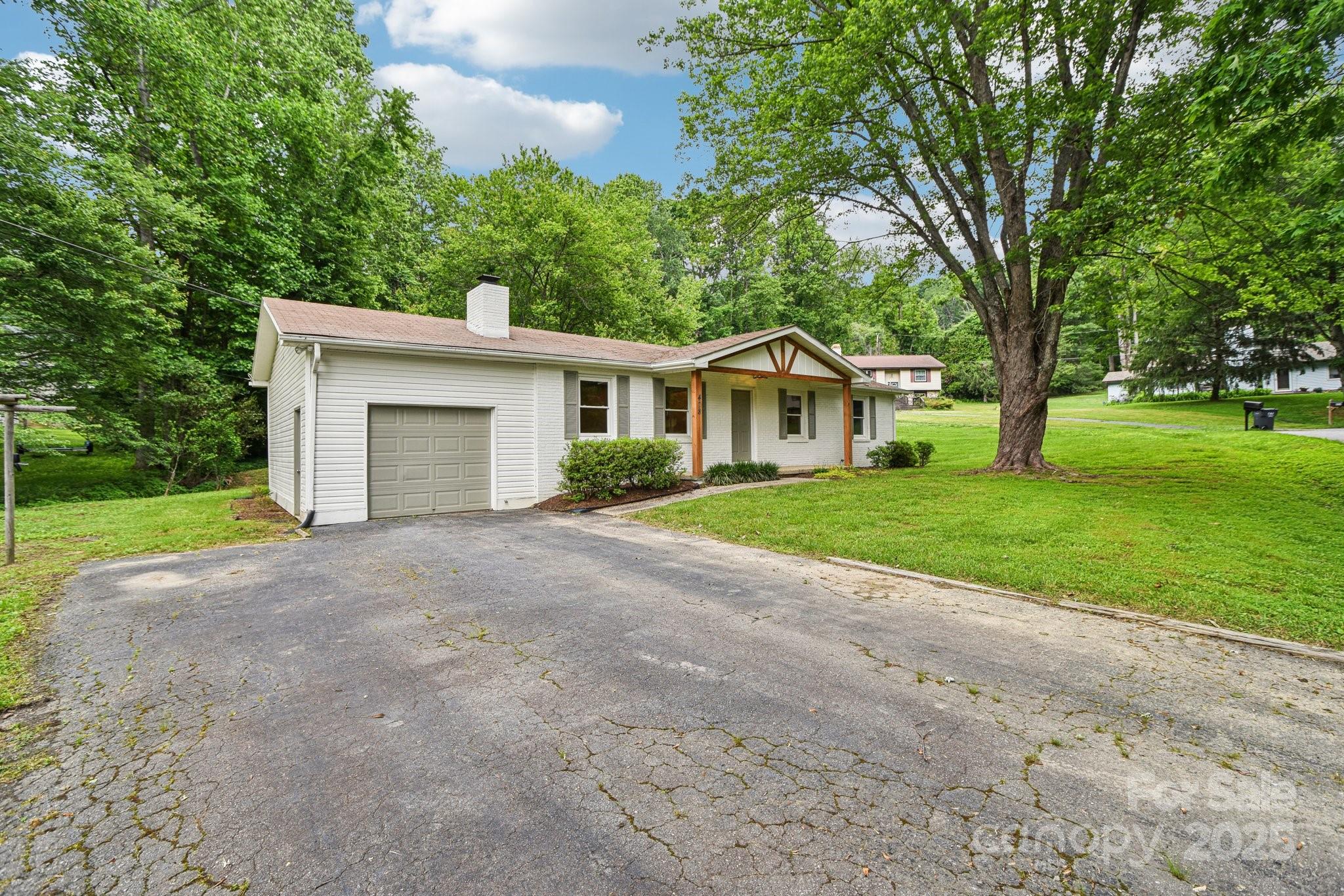 478 Stoney Gardens Court