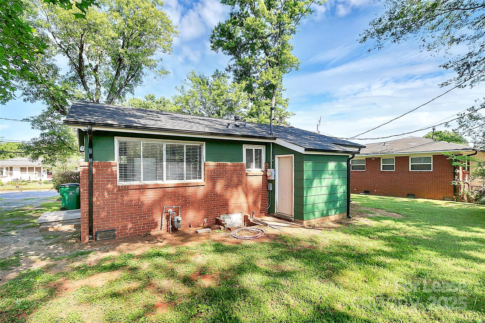 University Park - Residential Lease