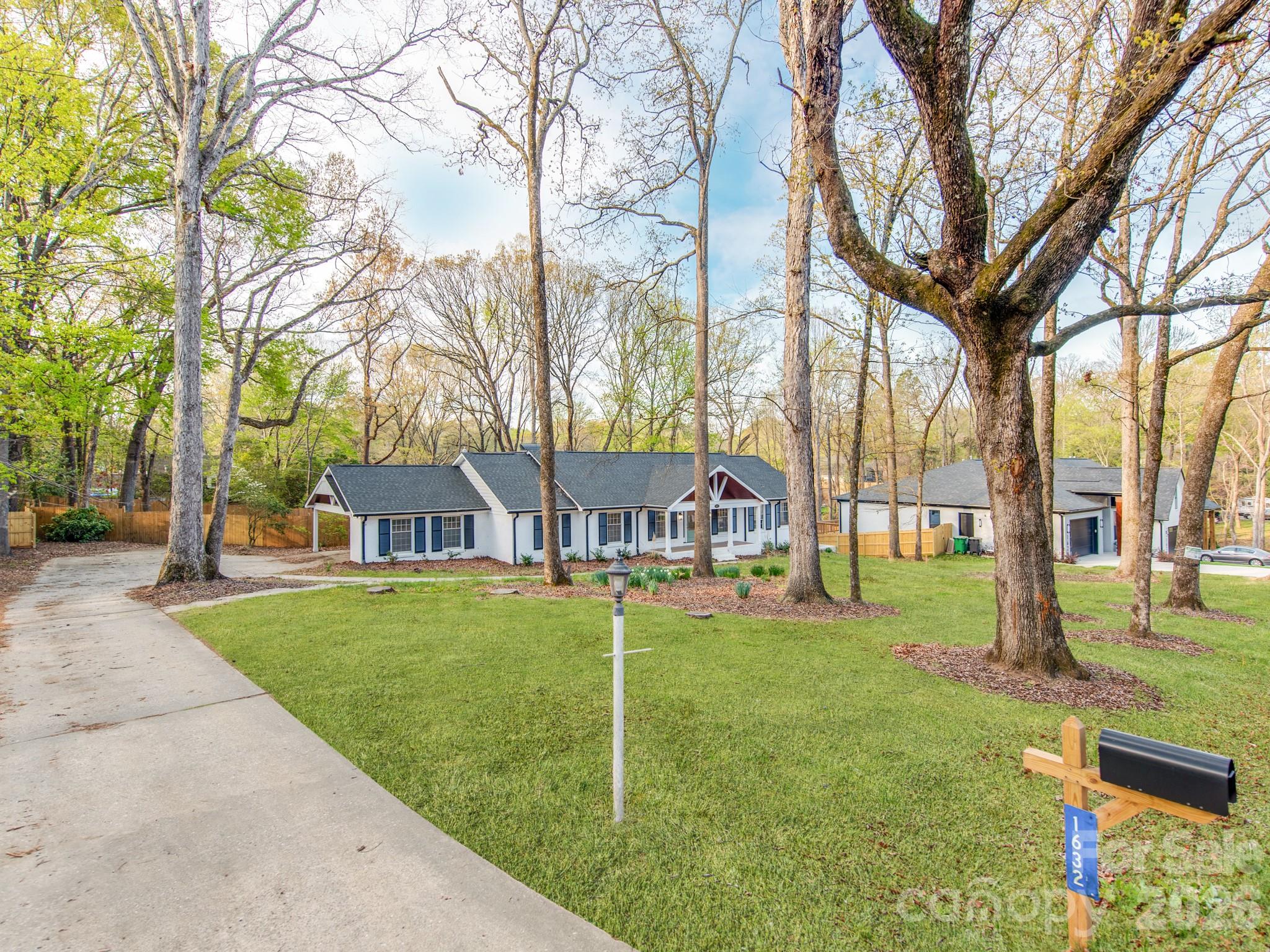 1632 Burtonwood Circle