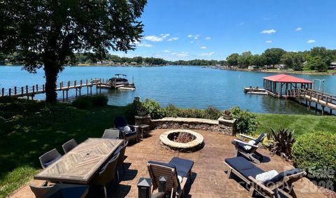 Photo of 182 Malibu Road, Mooresville, NC 28117 (MLS # 4393624)
