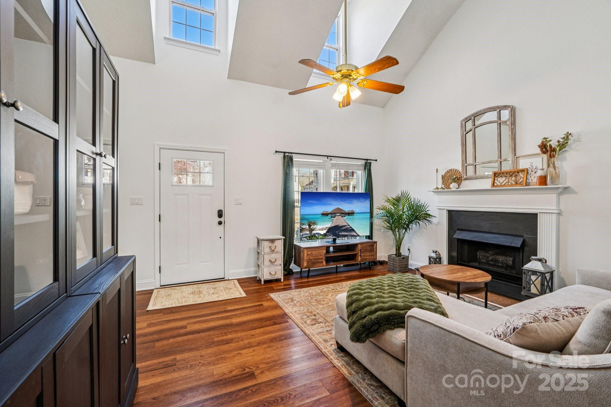 10105 Sparkling Brook Court