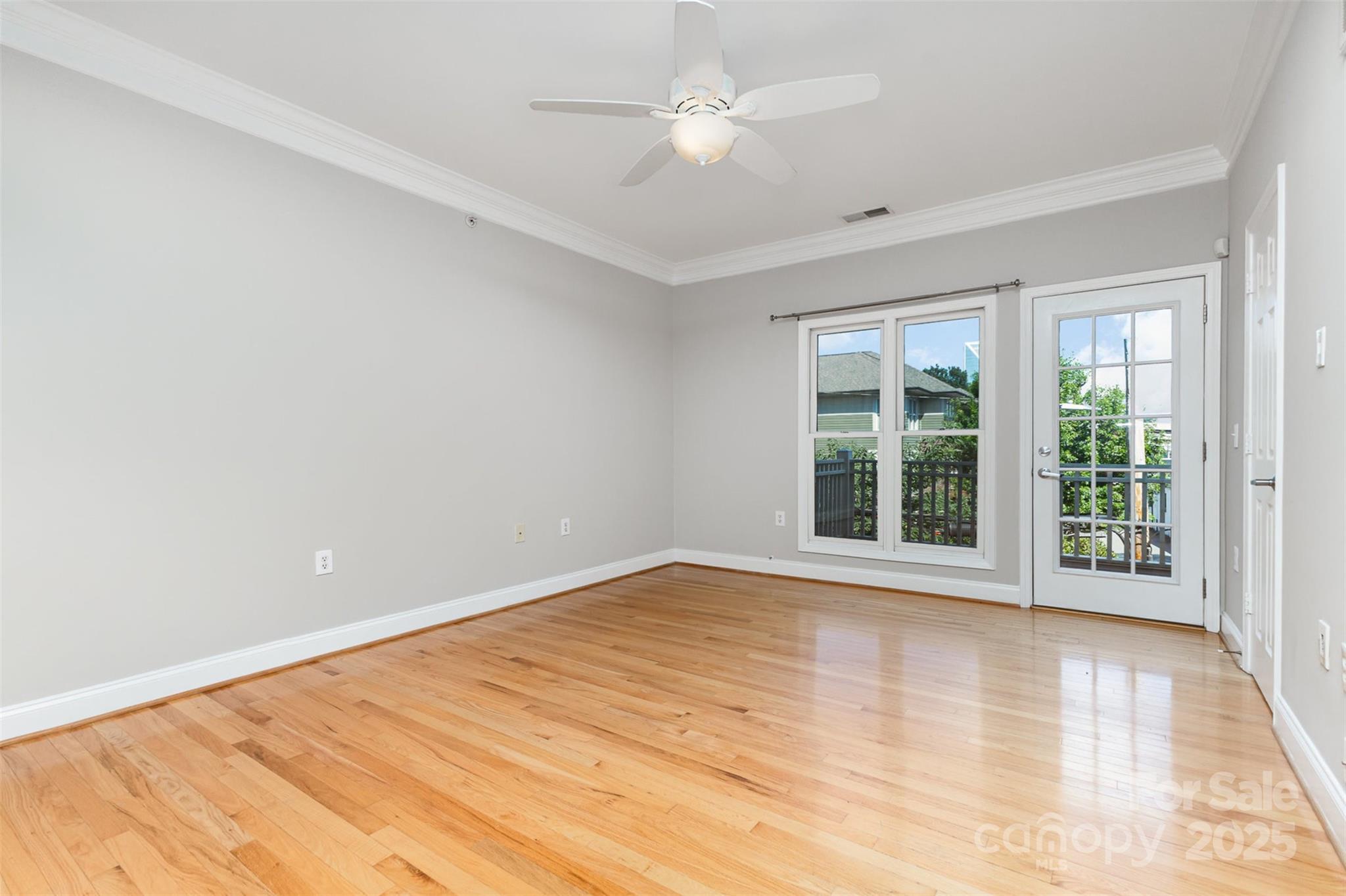 769 Grandin Road