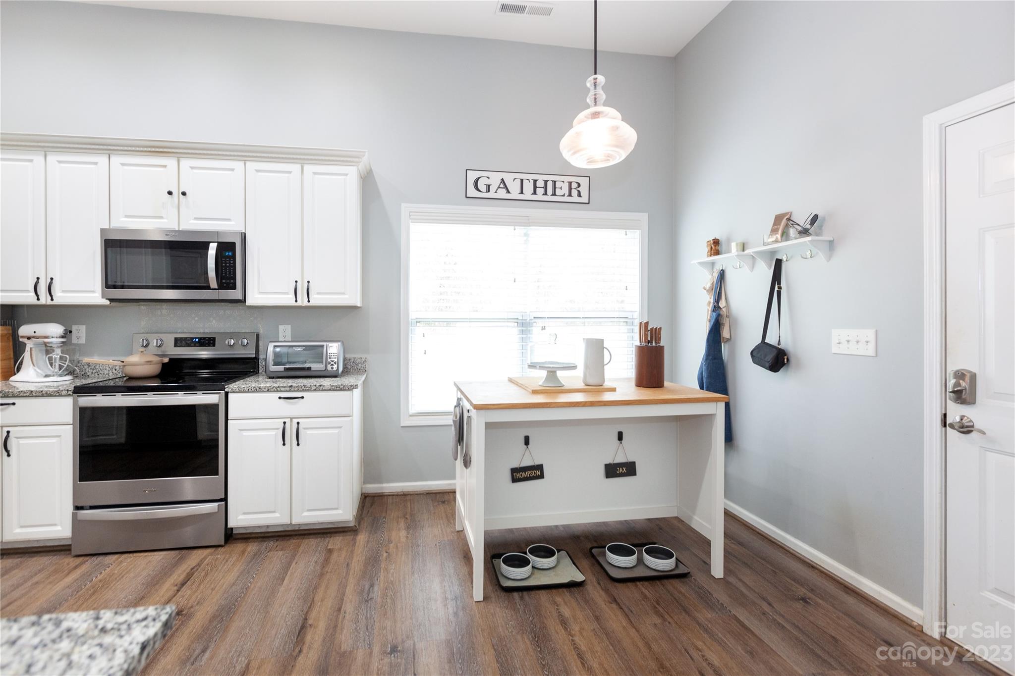 Seven Oaks - Residential