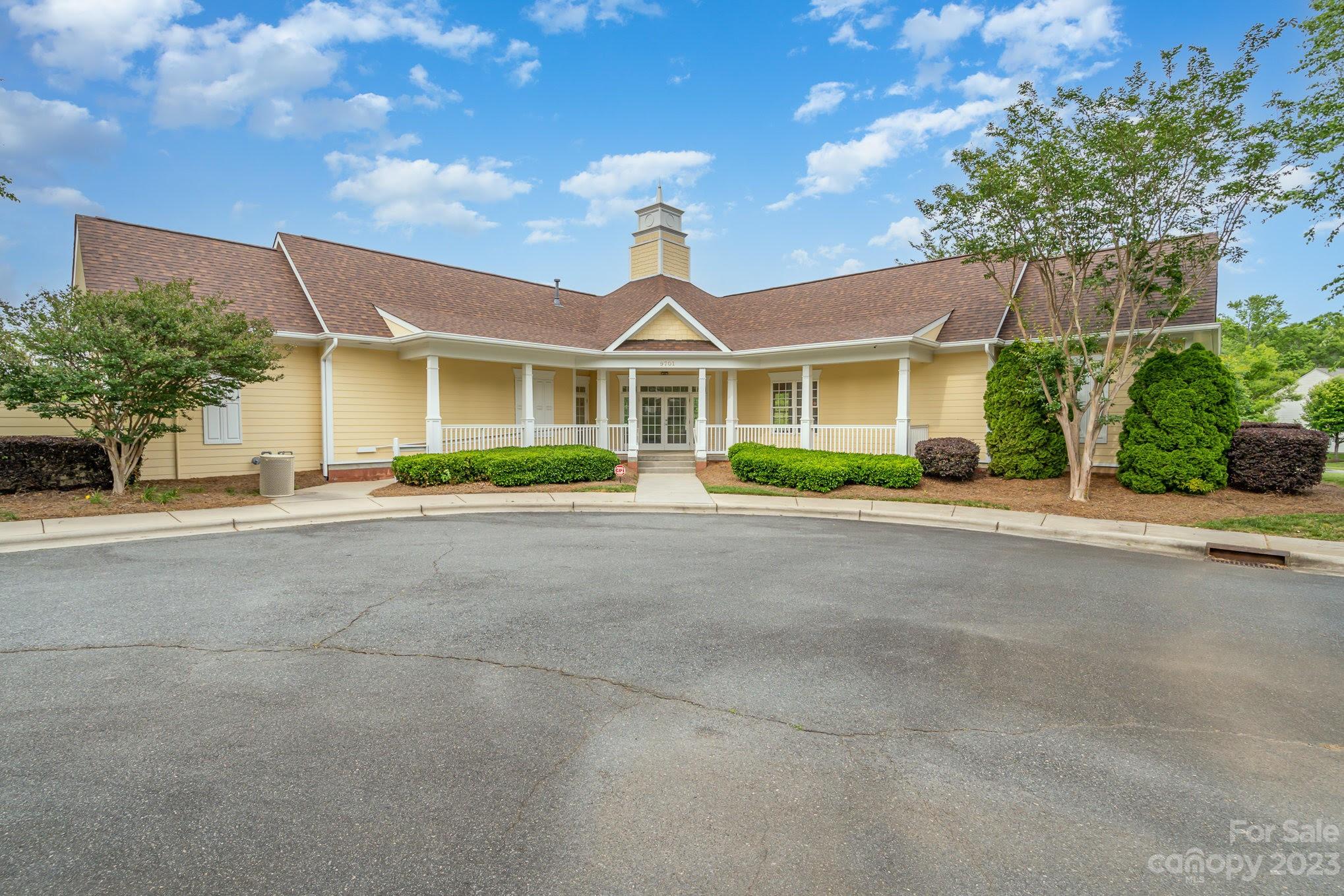 Seven Oaks - Residential