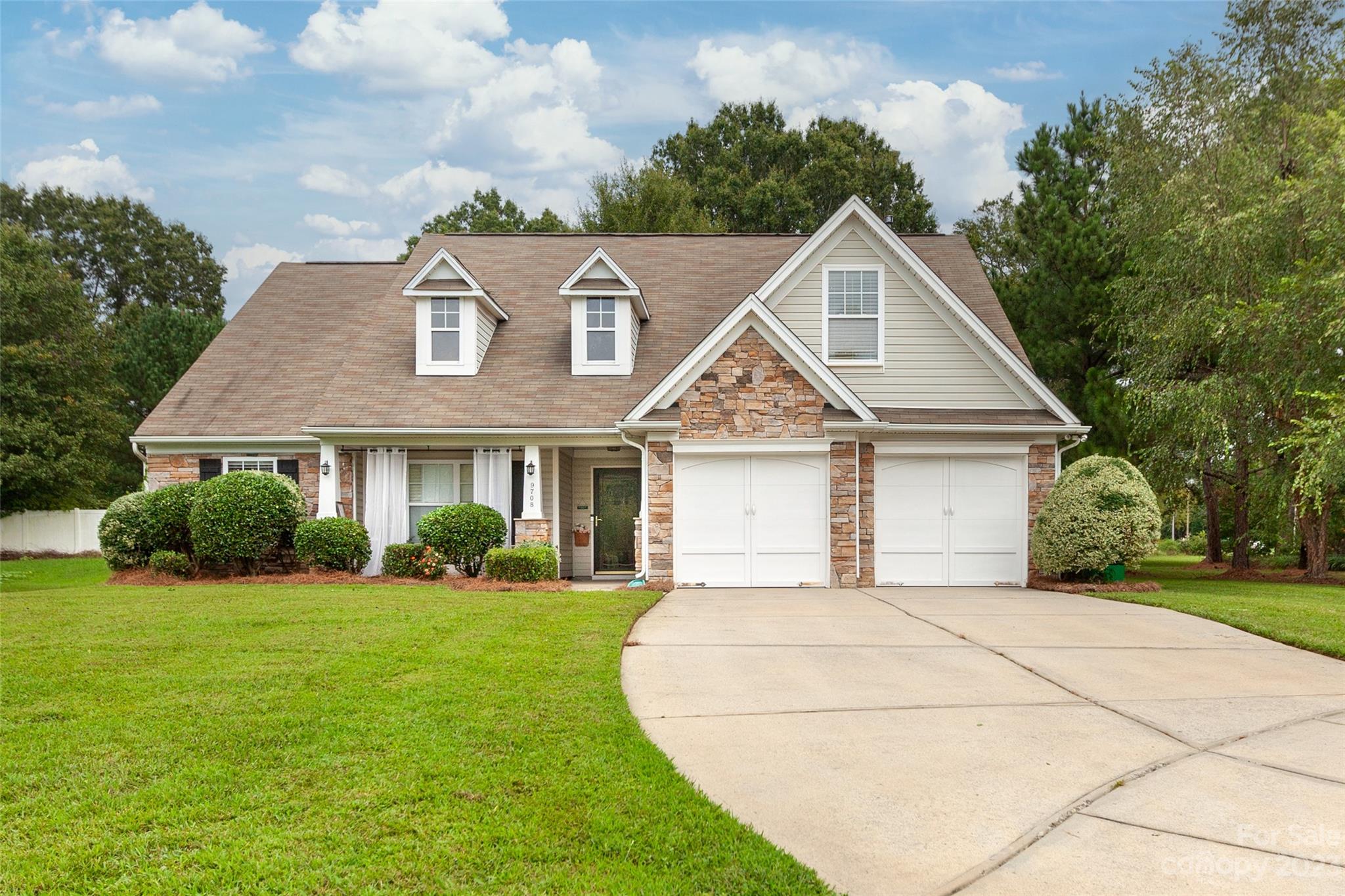 Seven Oaks - Residential