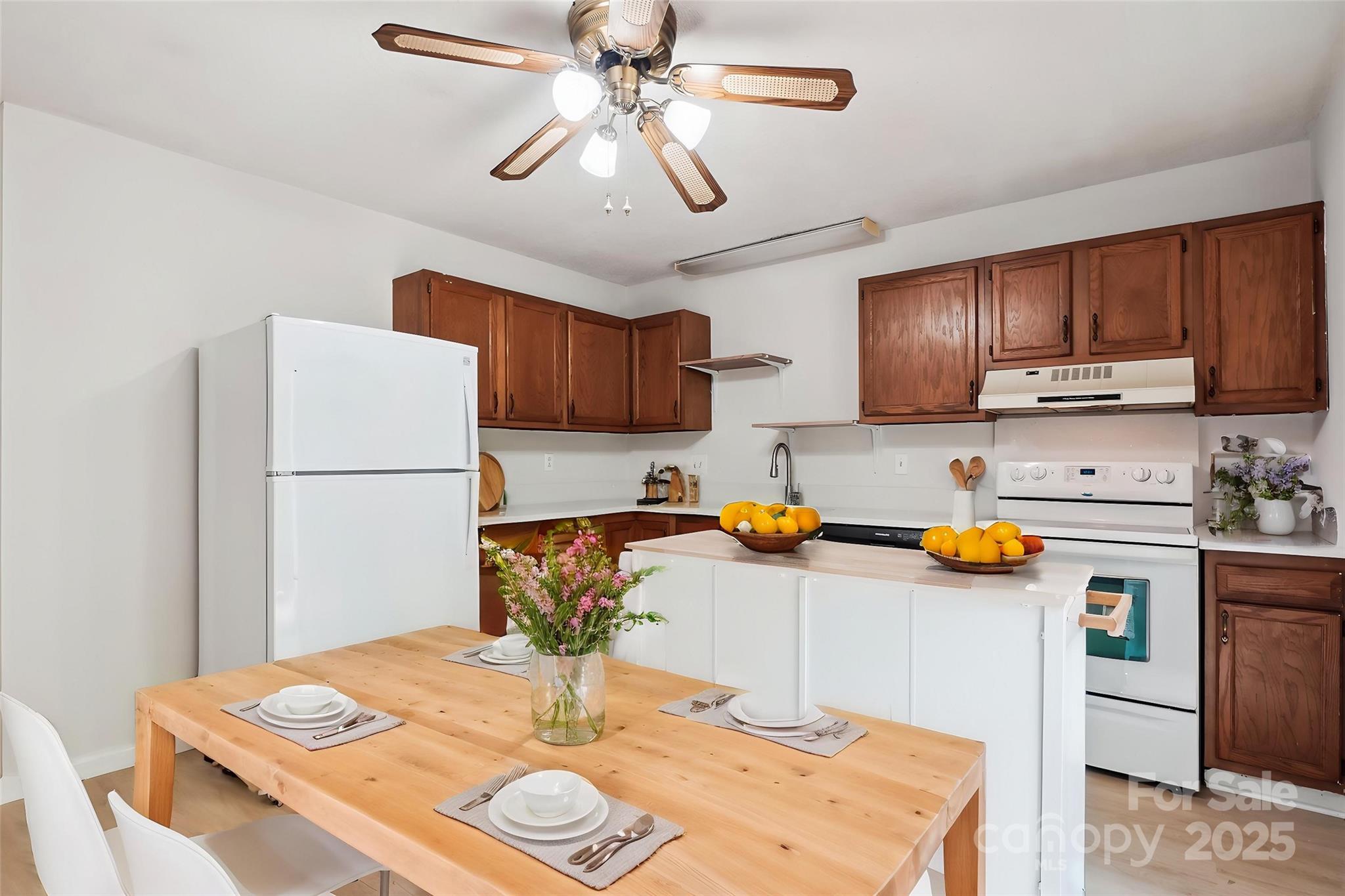 8322 Summerglen Circle