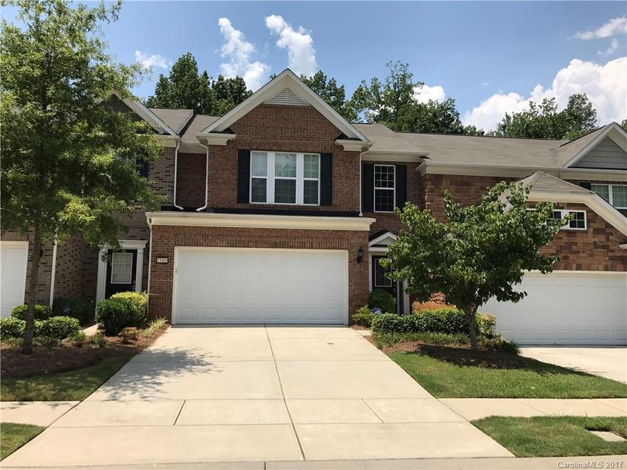 THE ENCLAVE AT ARDREY KELL 3BR/2.5BA IS MOVE-IN READY. GLEAMING WOOD FLOORS ON MAIN LEVEL. LIVING ROOM W/ GAS FP. DINING AREA OVERLOOKS PATIO.  EAT IN KITCHEN W/ UPGRADED CABINETS, GRANITE COUNTER-TOPS & SS APPL. MASTER SUITE HAS VAULTED CEILING, SPA BATH W/ UPGRADED CABINETS, GARDEN TUB, SEPARATE SHOWER,DOUBLE VANITY & WALK IN CLOSET. SPACIOUS SECONDARY BEDROOMS W/ LIGHTED CEILING FANS. NEUTRAL CARPETING. PATIO OVERLOOKS WOODED BACKYARD. NEIGHBORHOOD POOL. WALK TO SCHOOLS, SHOPPING & DINING.