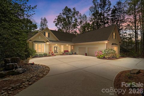 Photo of 2370 Valelake Road, York, SC 29745 (MLS # 4366259)