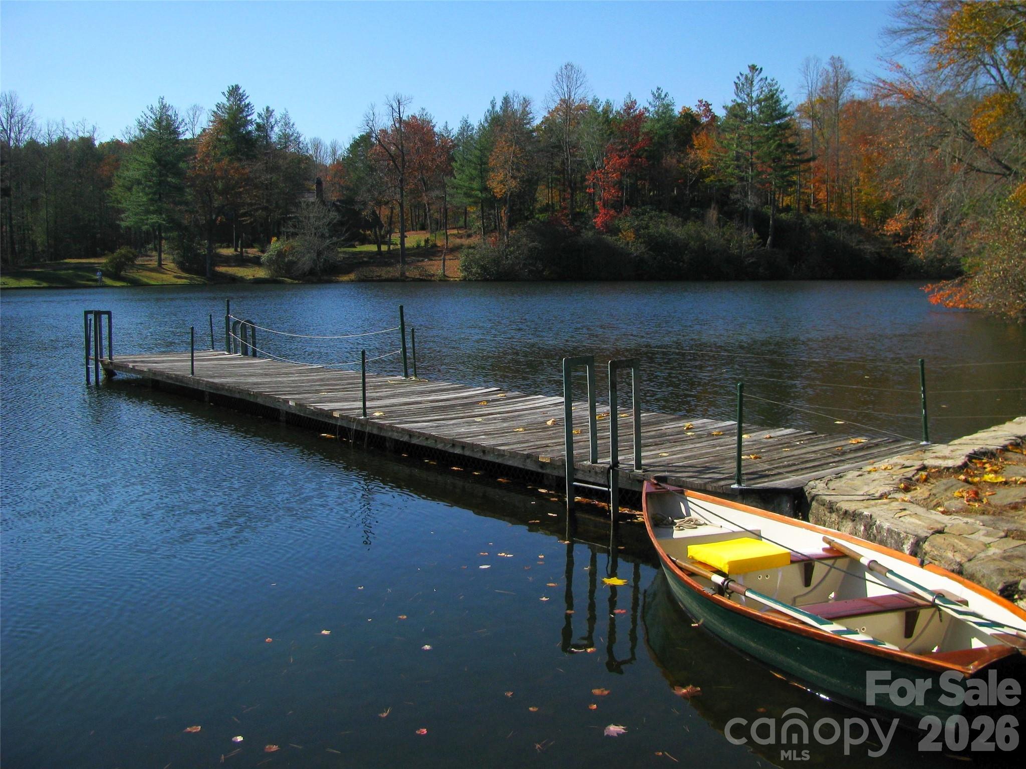 Straus Park - Land