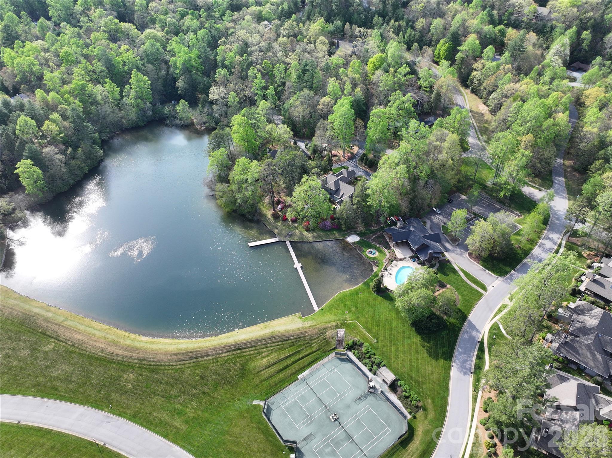 Straus Park - Land