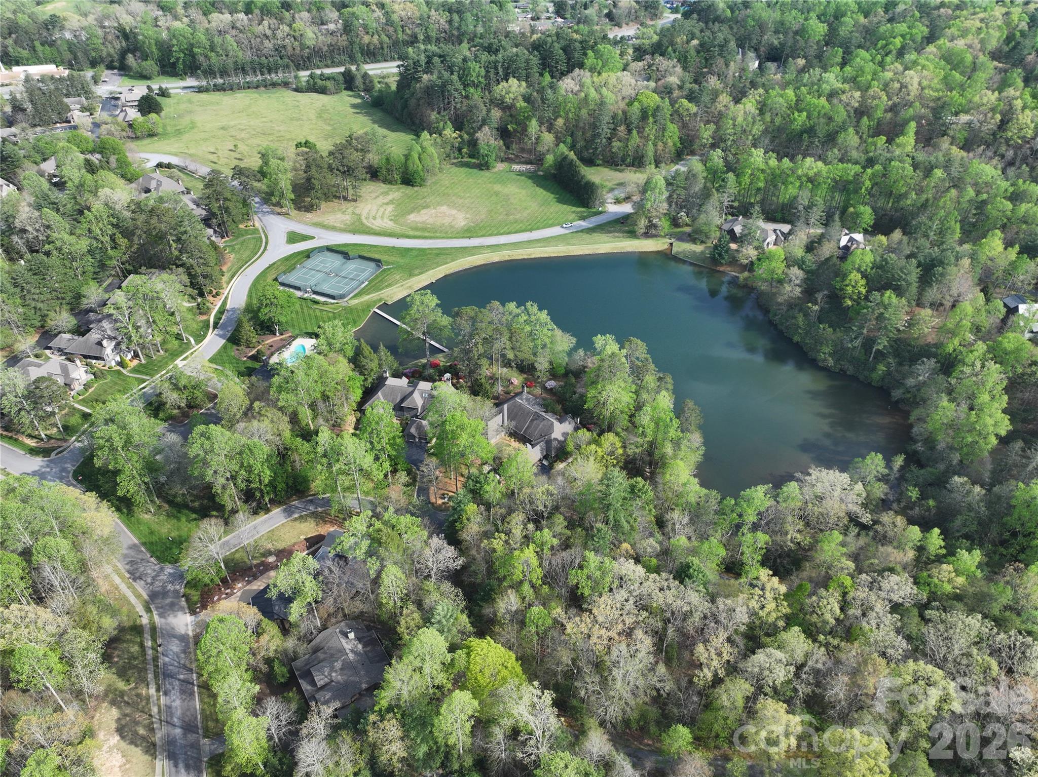 Straus Park - Land