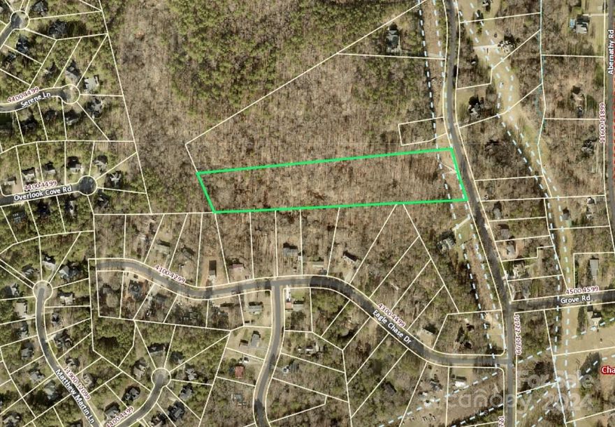 Builders or Developer take note: Nice tract of land in North West Charlotte, only about 20 minutes drive to downtown Charlotte, about 12 minutes from the Whitewater Center.