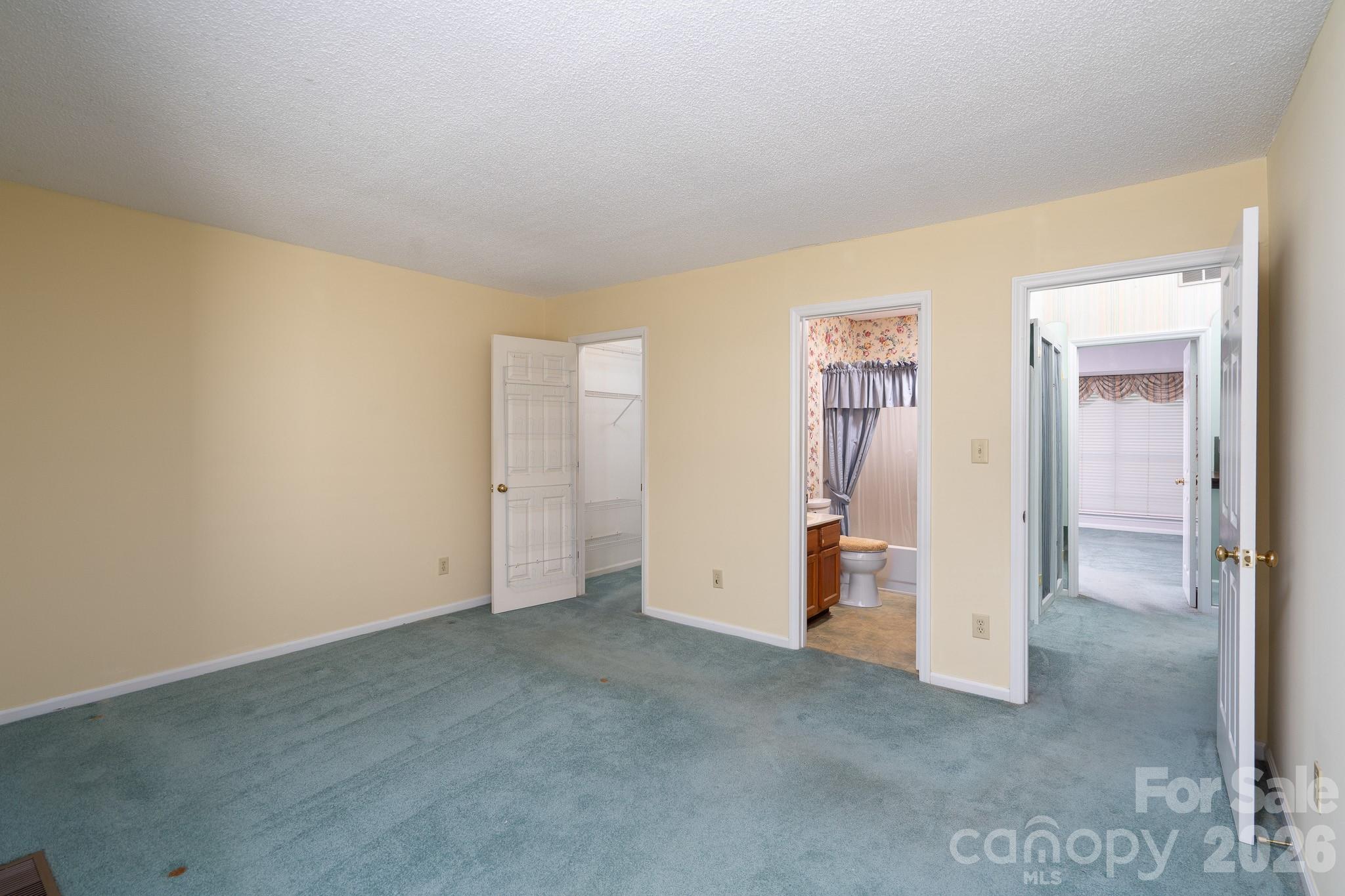 Carmel Crossing - Residential