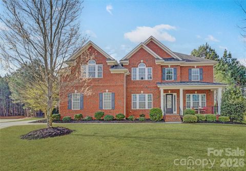 Photo of 16518 Governors Club Court, Charlotte, NC 28278 (MLS # 4356630)