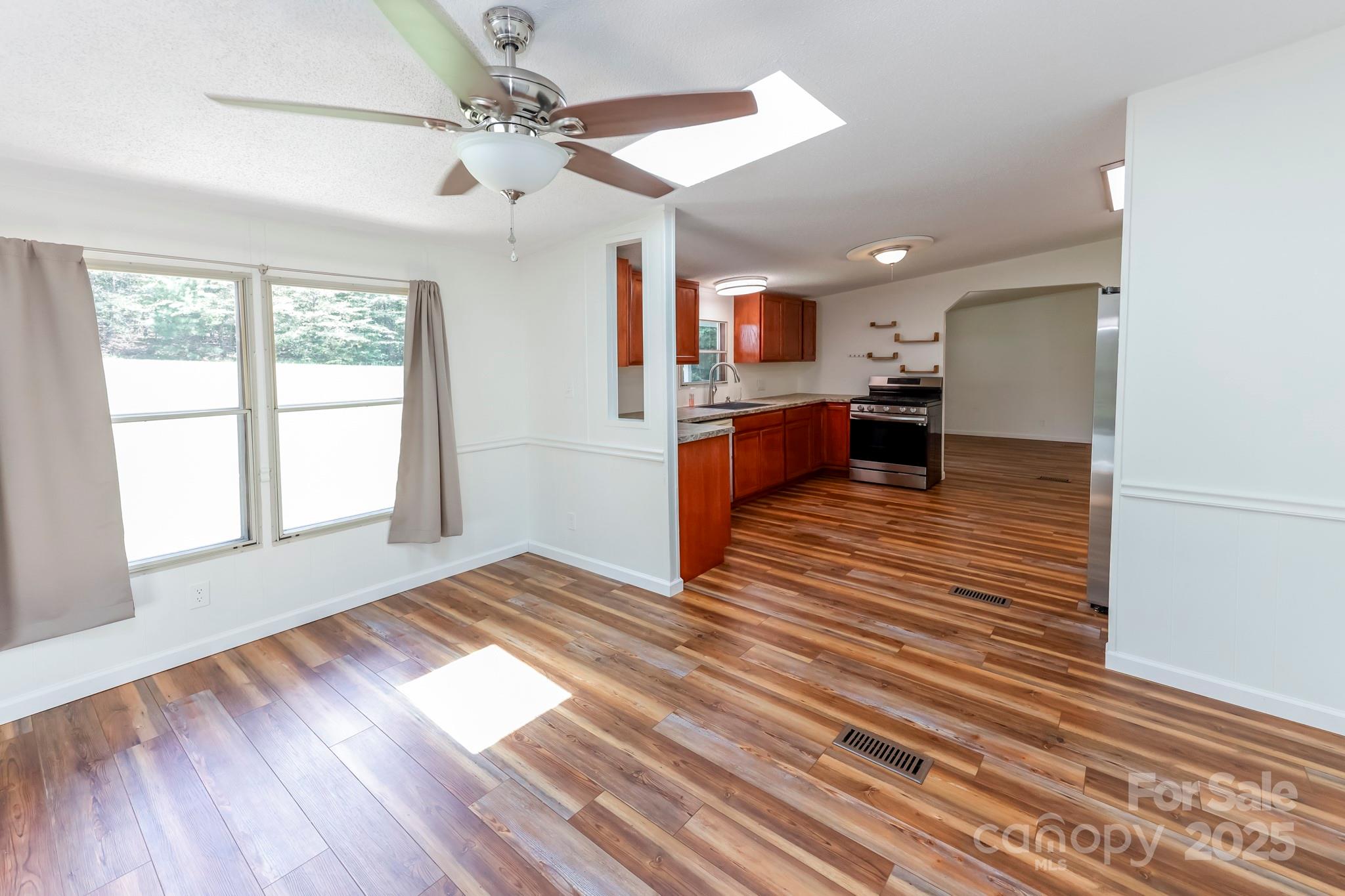 150 Navaho Trail