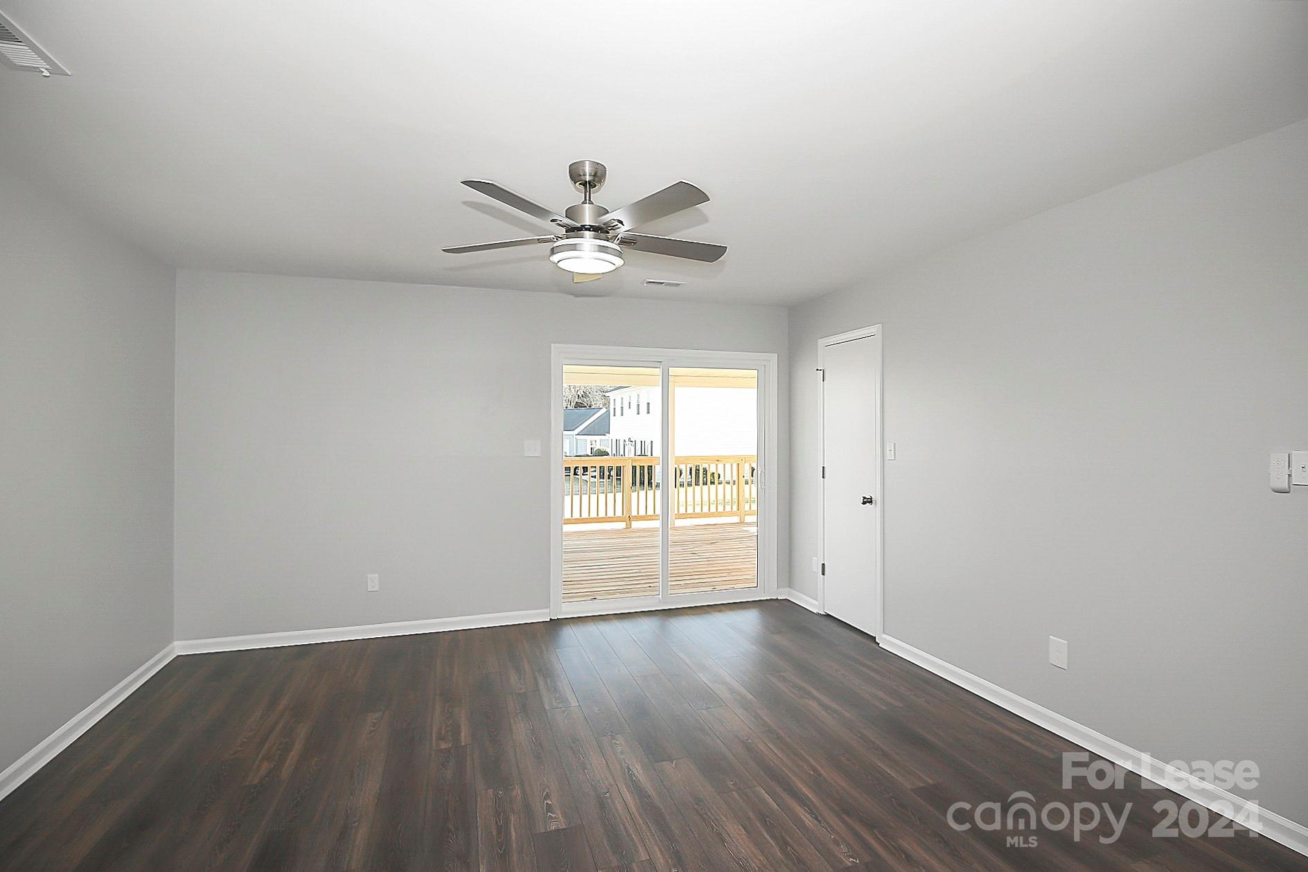 Olde Whitehall - Residential Lease