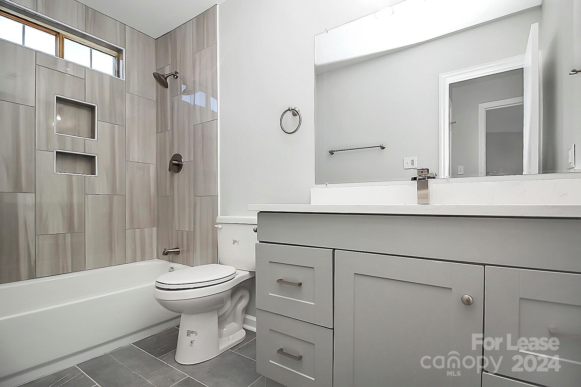 Olde Whitehall - Residential Lease