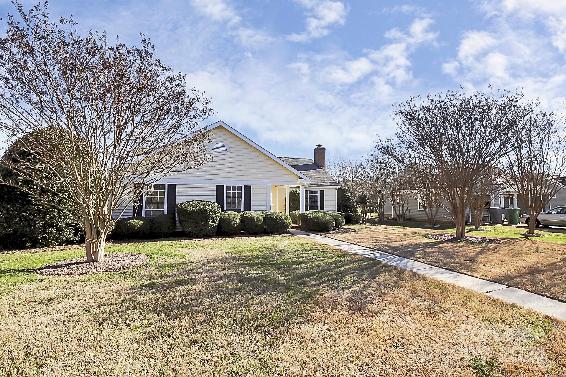 Olde Whitehall - Residential Lease