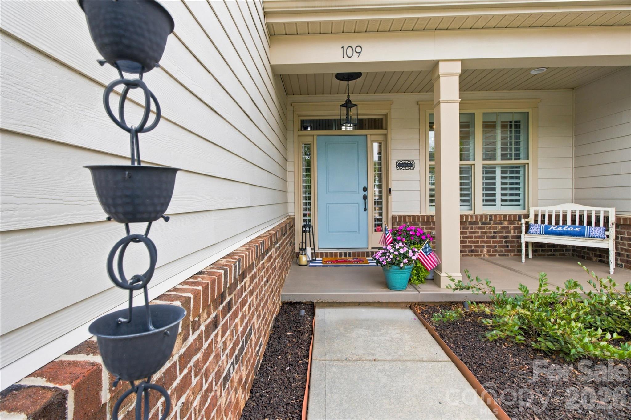 109 Heron Cove Loop