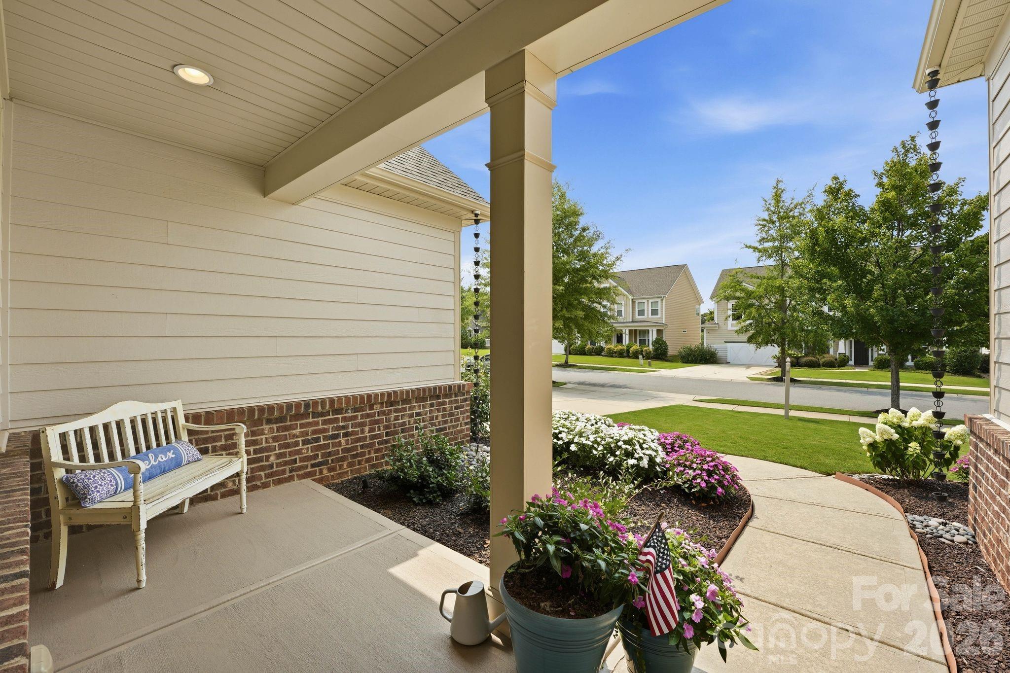 109 Heron Cove Loop
