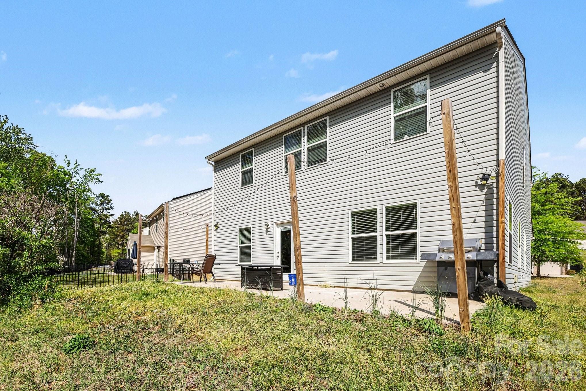 Austen Lakes - Residential