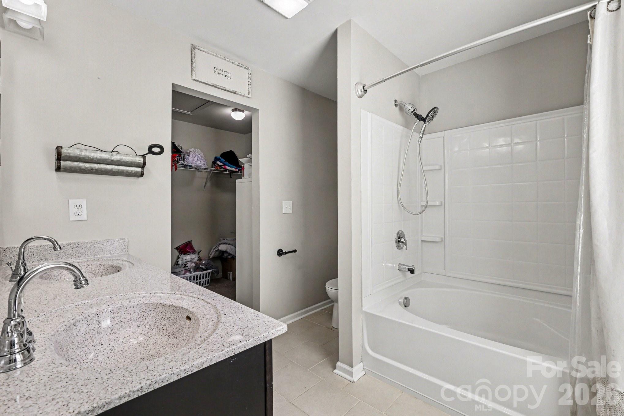 Austen Lakes - Residential