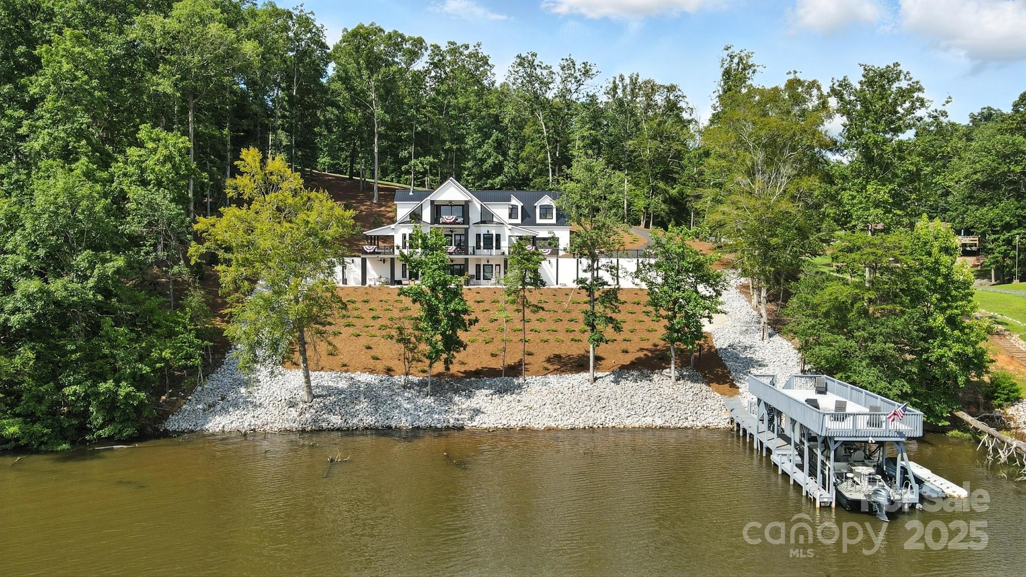 587 Carolina Drive